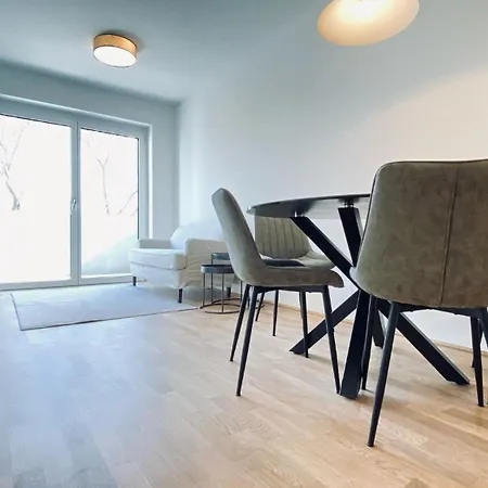 Apartament Little Big Team